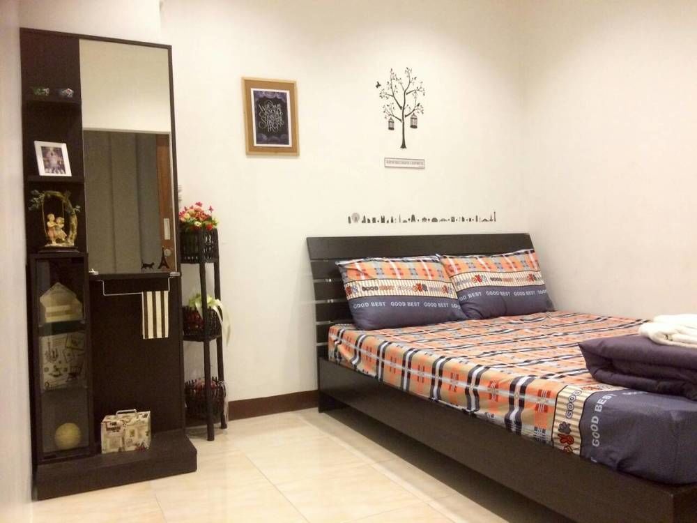 Wake Up Hostel Bangkok Exterior photo